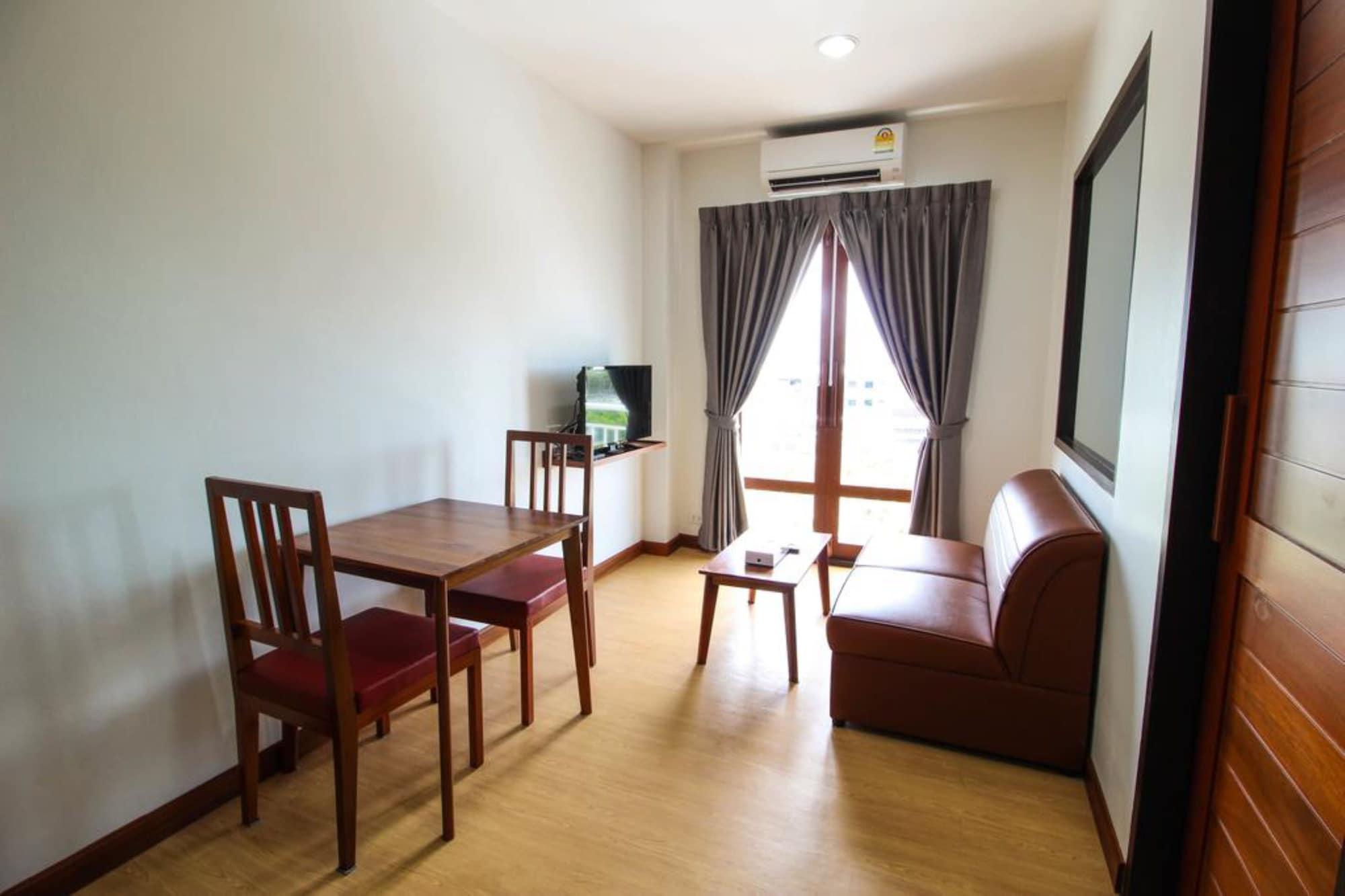 Tai-Shan Suites Ratchaburi Exteriör bild