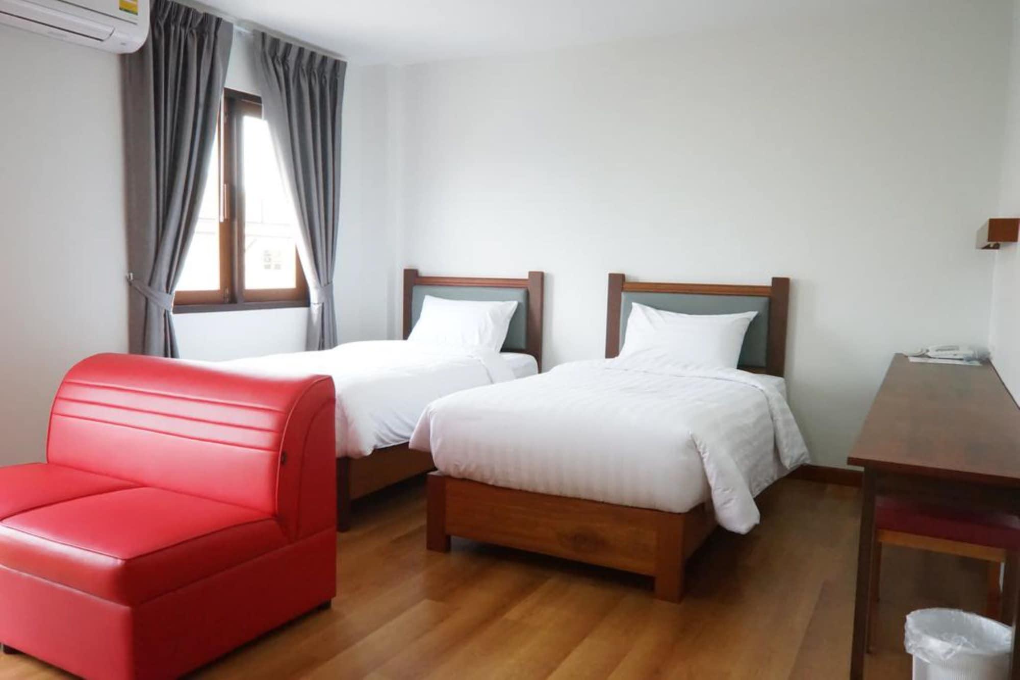 Tai-Shan Suites Ratchaburi Exteriör bild