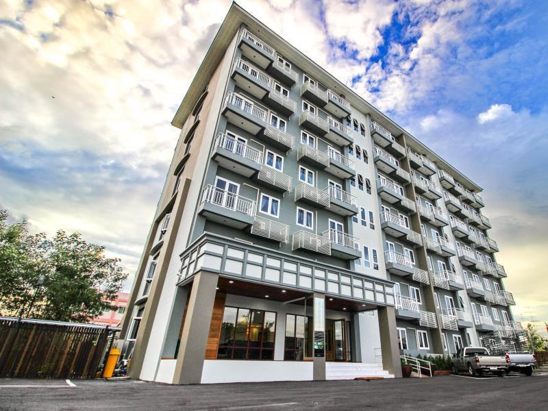 Tai-Shan Suites Ratchaburi Exteriör bild