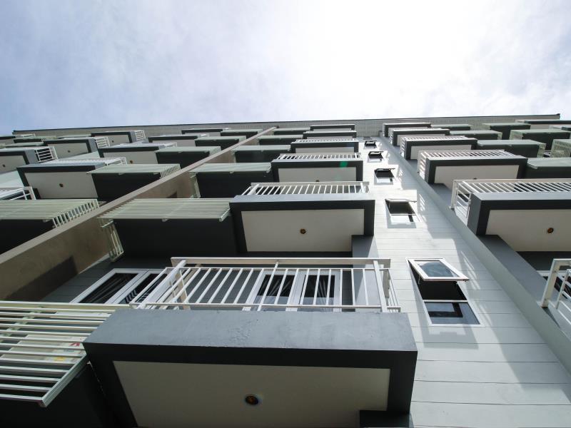 Tai-Shan Suites Ratchaburi Exteriör bild
